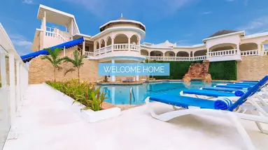Travellers Beach Resort