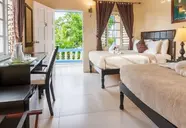 Travellers Beach Resort