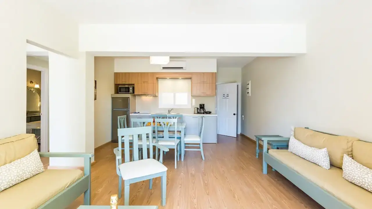 Trefon Apartments & Suites