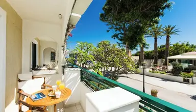 Trefon Apartments & Suites