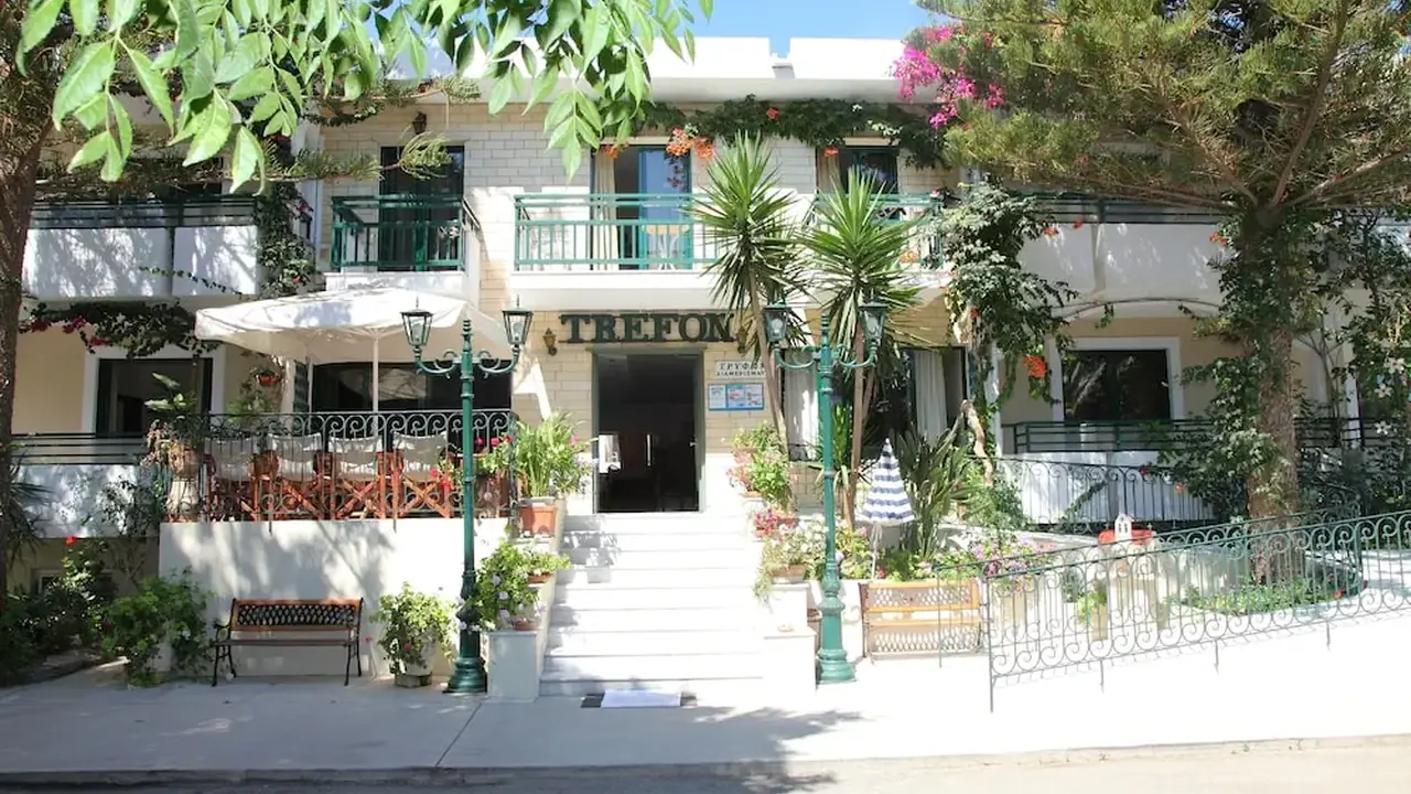 Trefon Apartments & Suites