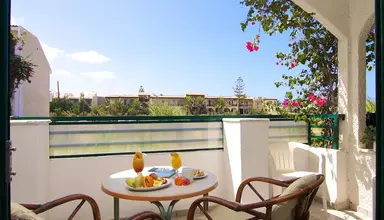 Trefon Apartments & Suites