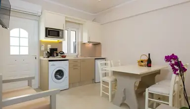 Trefon Apartments & Suites