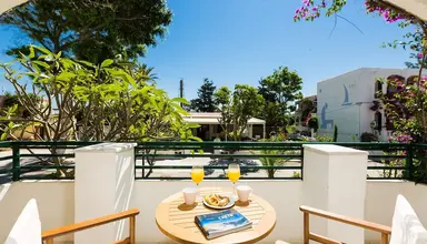 Trefon Apartments & Suites