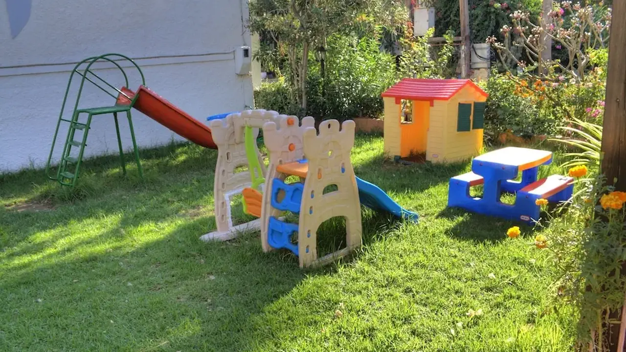 Trefon Apartments & Suites
