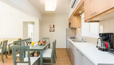 Trefon Apartments & Suites