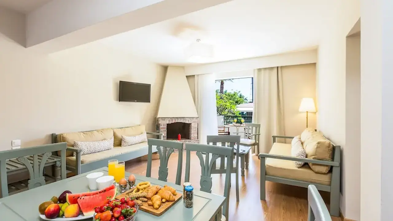 Trefon Apartments & Suites