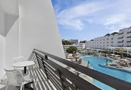 TRH Palmanova Suites