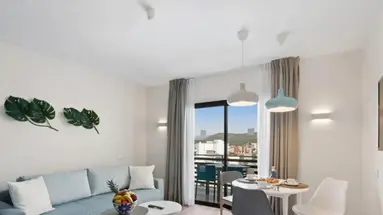 TRH Palmanova Suites