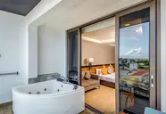 Triton Prestige Seaview & Spa