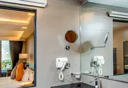 Triton Prestige Seaview & Spa