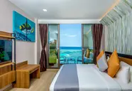 Triton Prestige Seaview & Spa