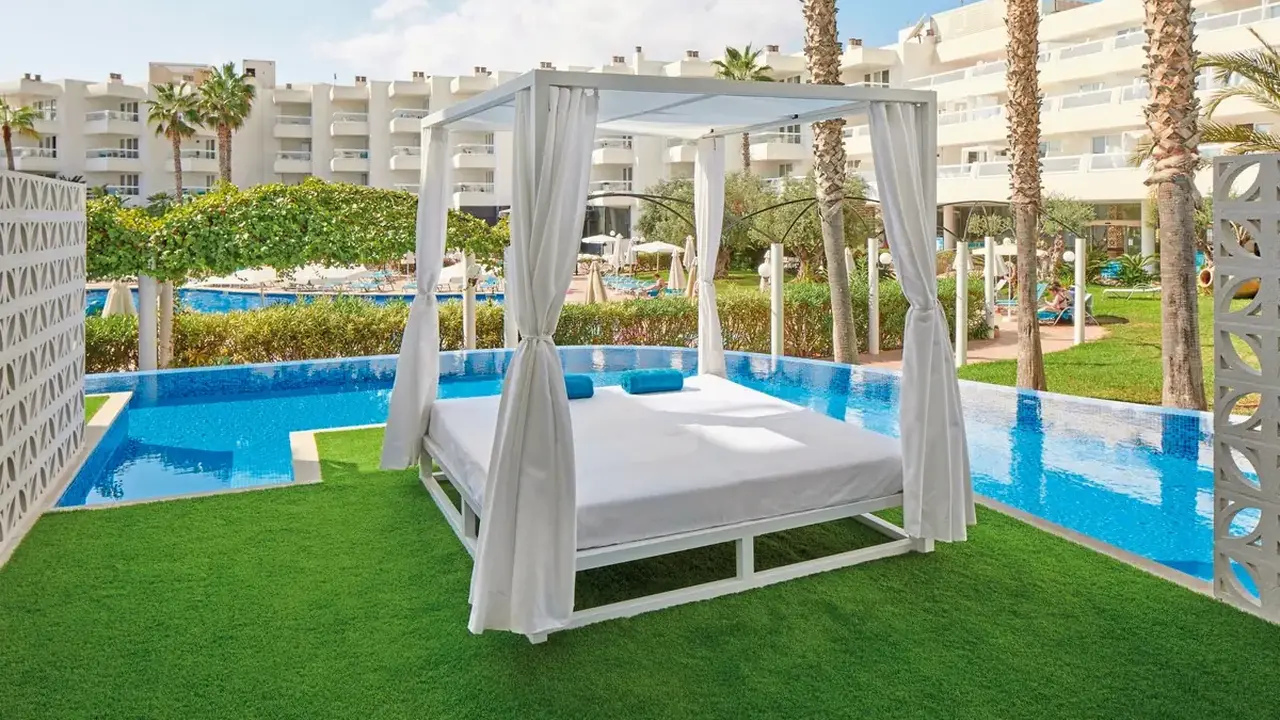 Tropic Garden (Santa Eulalia del Rio)