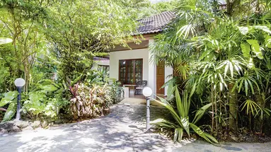 Tropica Bungalow