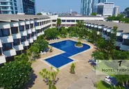 Tropicana Hotel