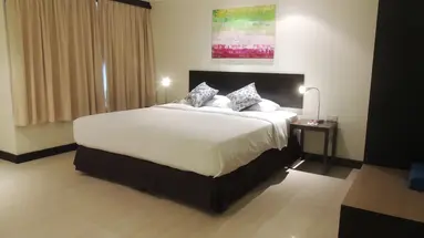 Tropicana Hotel