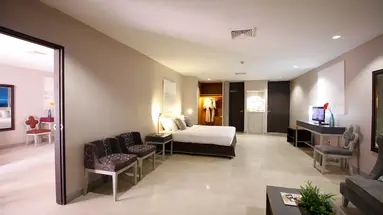 Tropicana Hotel
