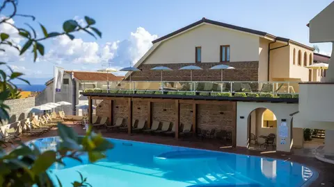 Hotel Tropis