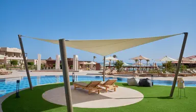 True Beach Resort