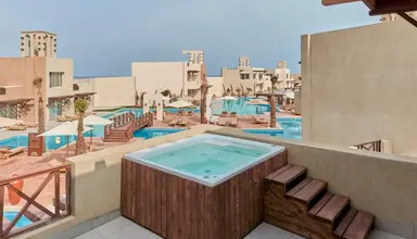 True Beach Resort