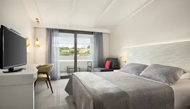 Tryp by Wyndham Corfu Dassia