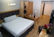 Tryp Times Square South