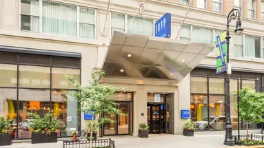 Tryp Times Square South