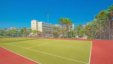 Tsokkos Gardens