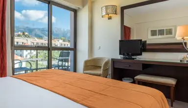 TUI Blue Gardens Savoy Signature