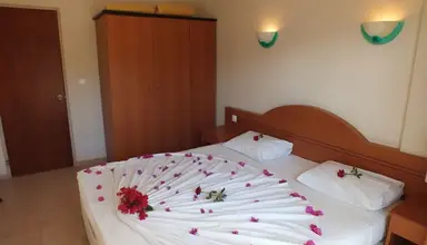 Tuntas Family Suites Kusadasi