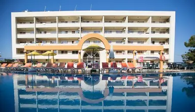 Tuntas Family Suites Kusadasi
