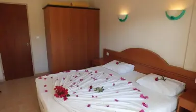 Tuntas Suites Altinkum