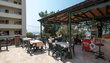 Tuntas Suites Altinkum