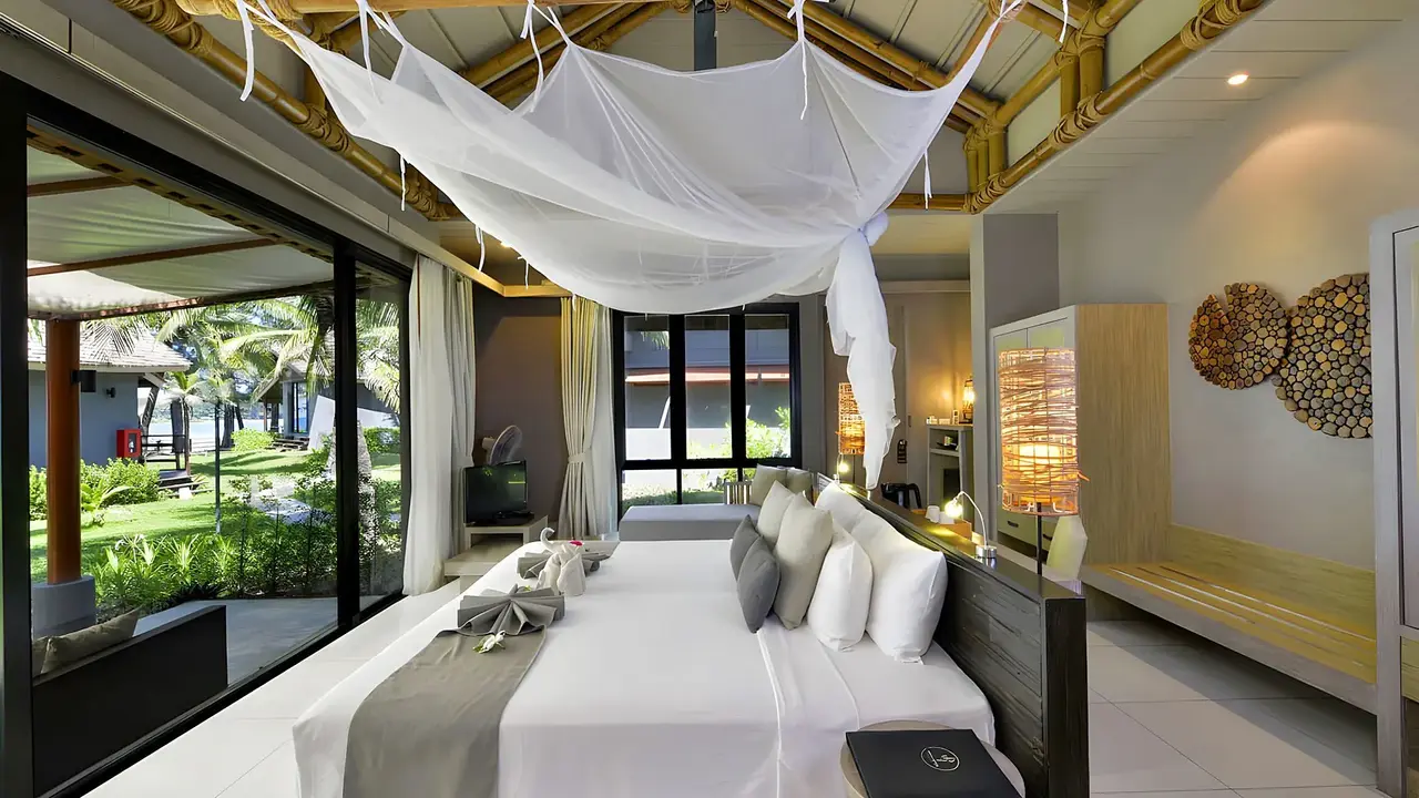 Twin Lotus Resort & Spa