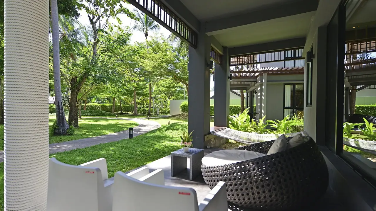 Twin Lotus Resort & Spa