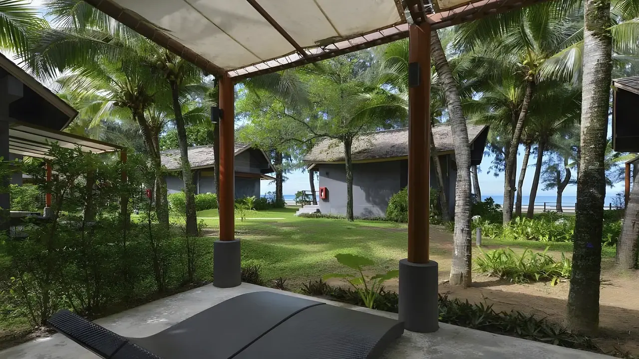 Twin Lotus Resort & Spa