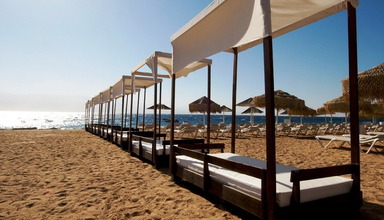U Coral Beach