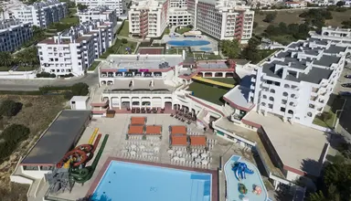 Ukino Palmeiras Village Family Resort