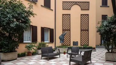 UNA Galles Milano