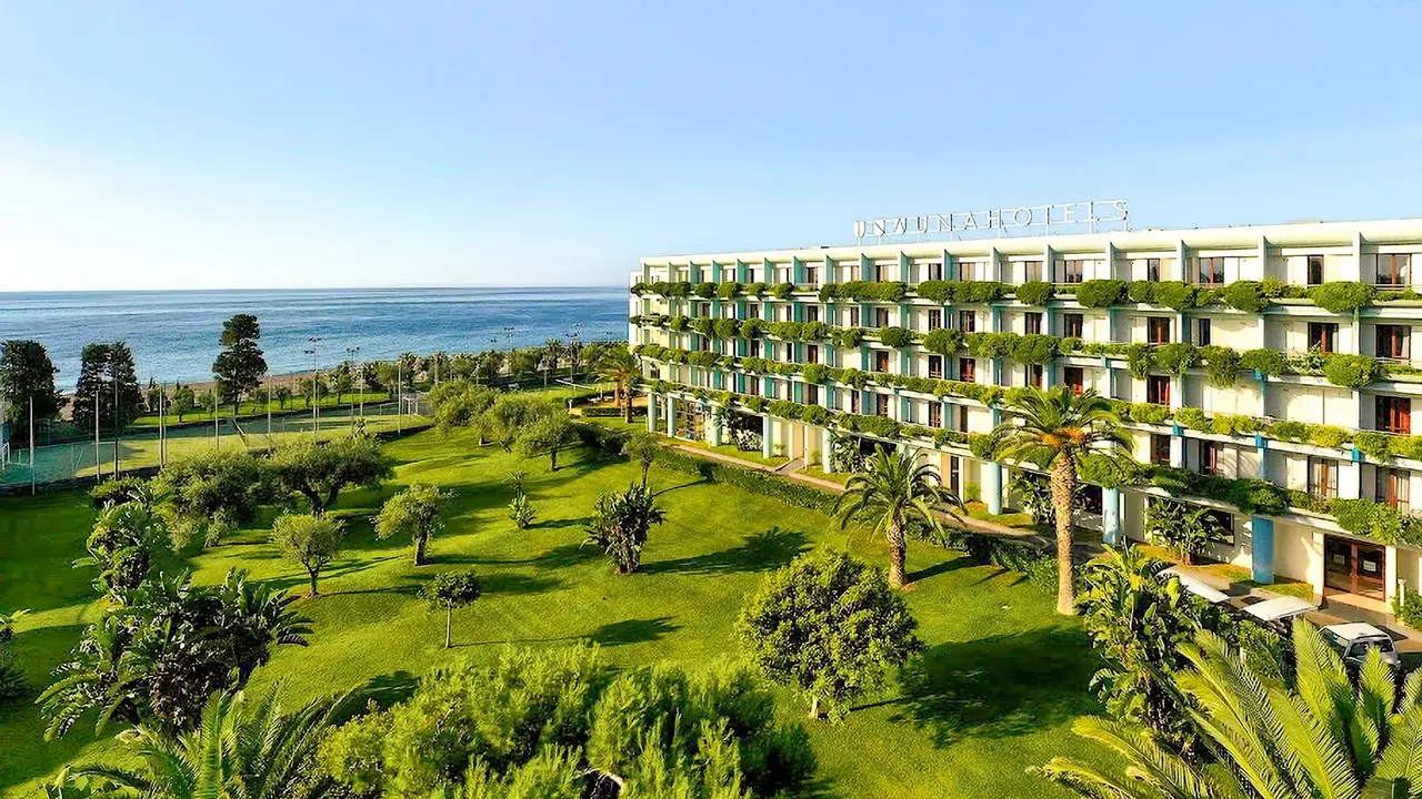 Una Naxos Beach Sicilia