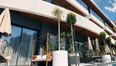 Unique Life Style