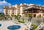 Unique Residence Golf & Spa