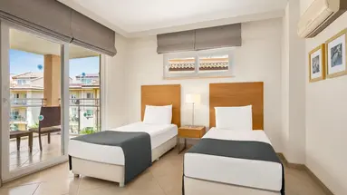 Unique Residence Golf & Spa