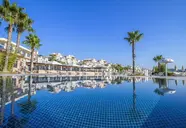Unique Residence Golf & Spa