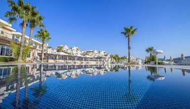 Unique Residence Golf & Spa