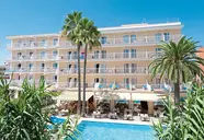 Universal Bikini (Cala Millor)