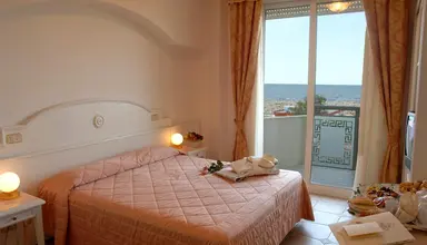 Universal (Cervia)