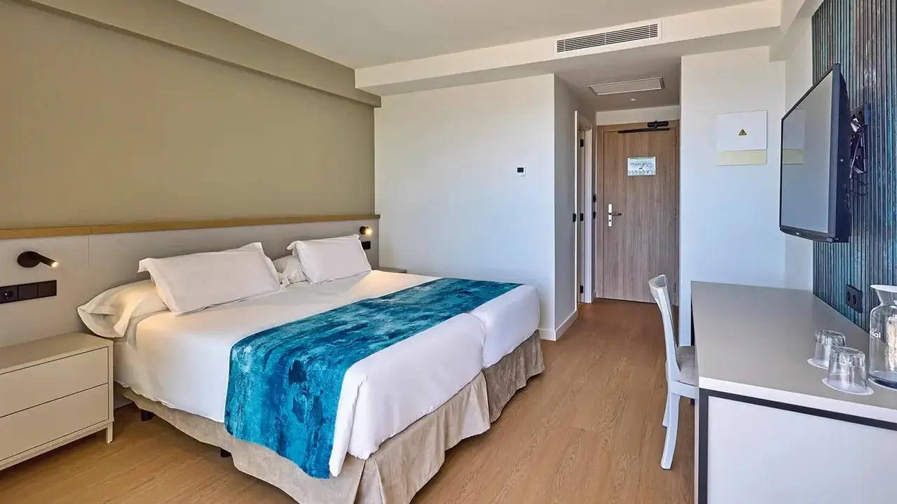 Universal Romantica (Colonia Sant Jordi)