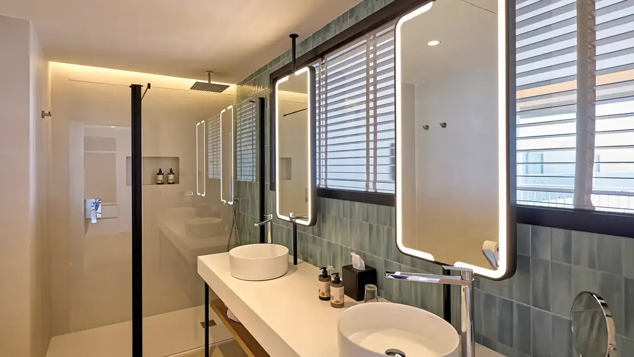 Universal Romantica (Colonia Sant Jordi)