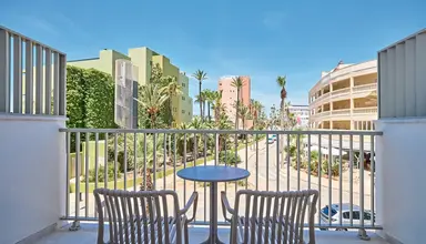 Universal Romantica (Colonia Sant Jordi)